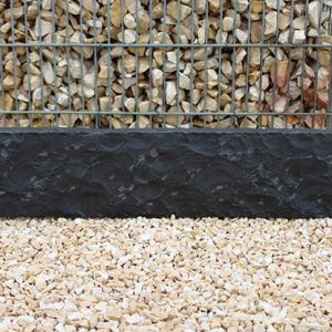 Basalt Kantenstein, 8x20x100 cm spaltrau